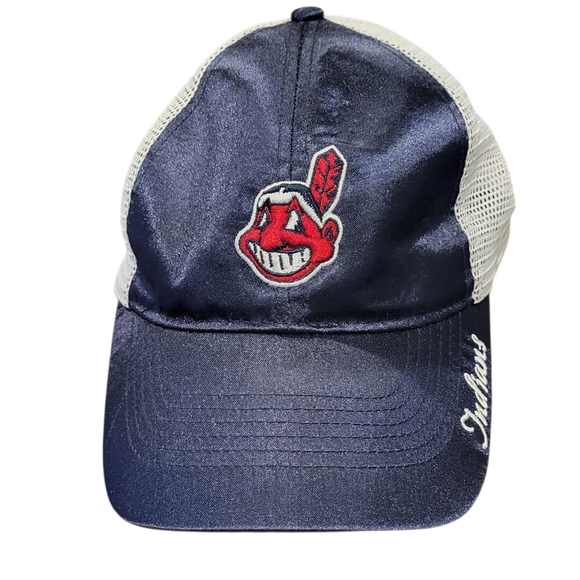 Cleveland Indians Wahoo Womens Hat - Picture 1 of 8